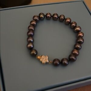 Elegant Black Pearl Bracelet